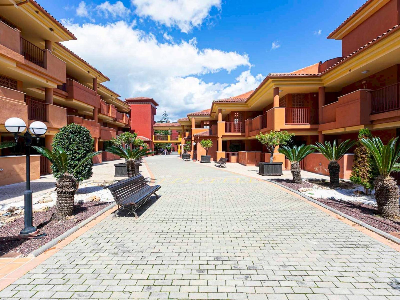 Comfortable With Pool In Pass The Keys Apartamento *