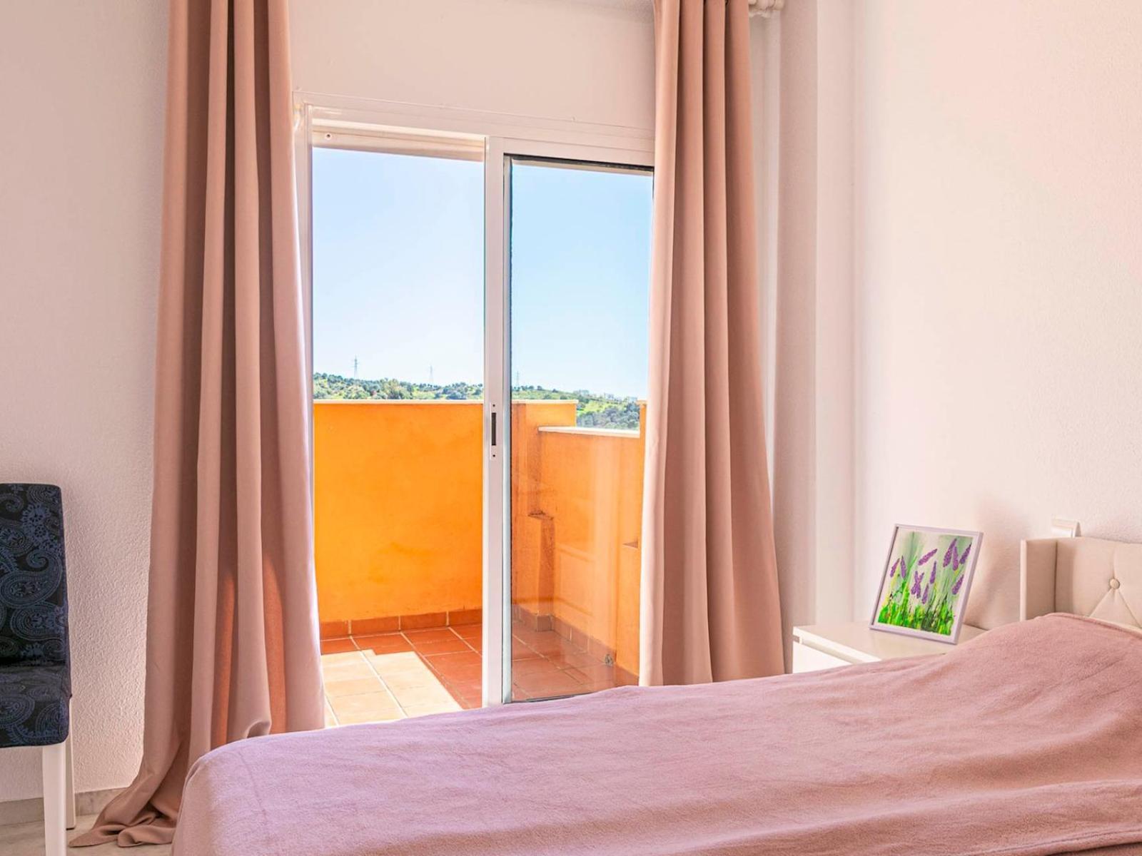 Comfortable With Pool In Pass The Keys Apartamento Marbella